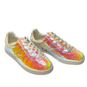 TRETORN Camden 5 Iridescent Sneaker